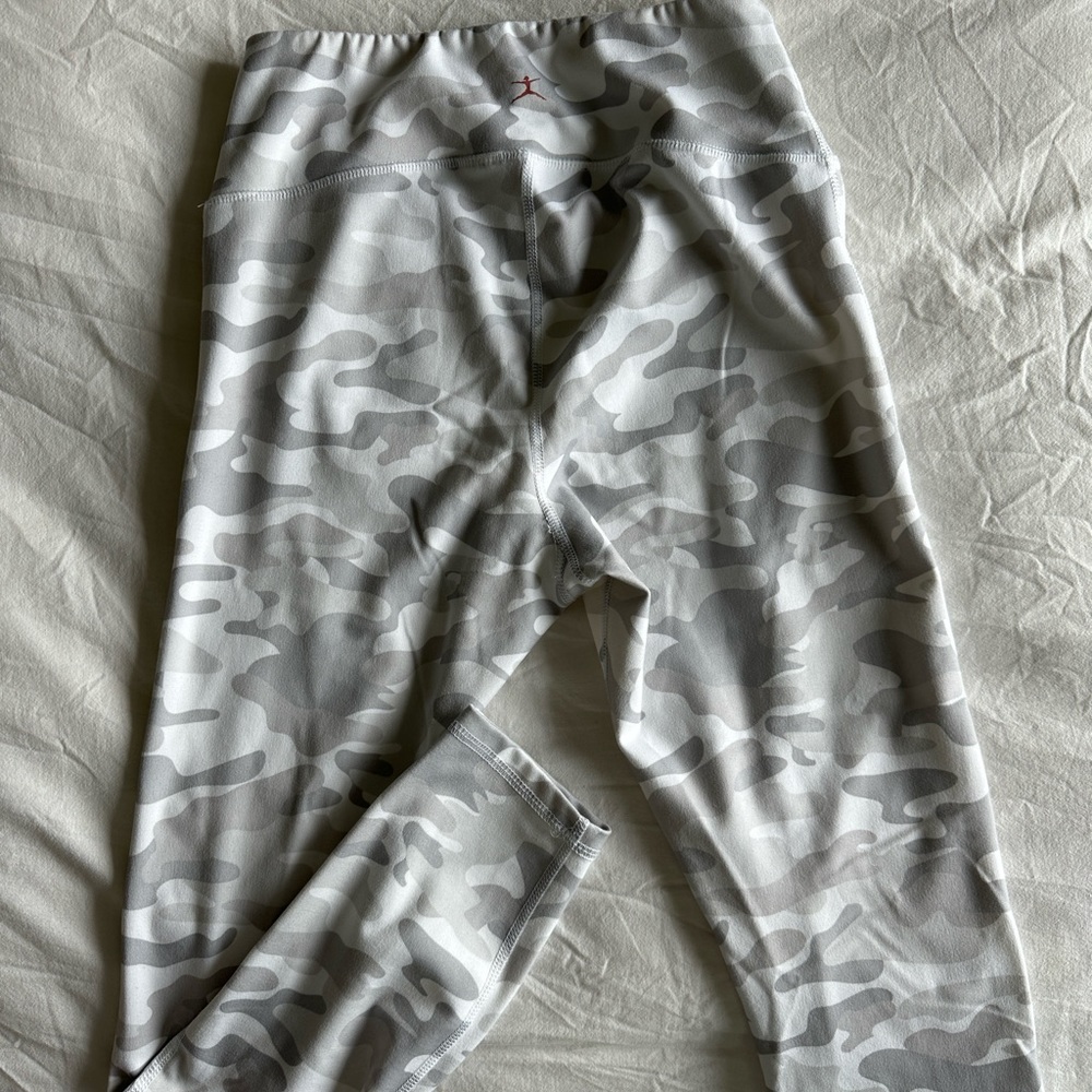 camo leggings